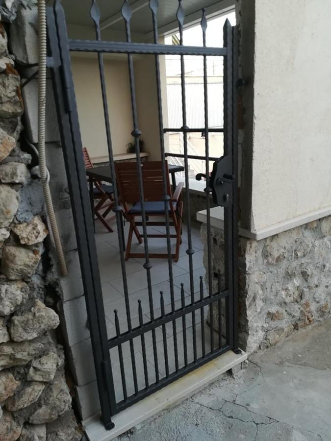 Leut Apartment Dubrovnik Exterior photo